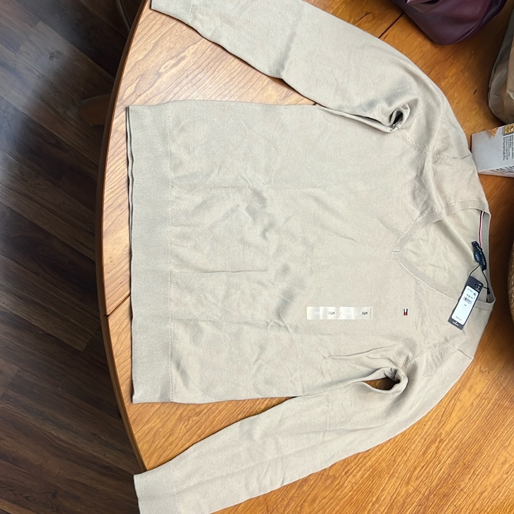 Tommy Hilfiger sweater